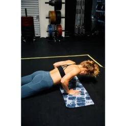 Nomadix Mini Towel -Shoes Shop 542A0020 1bd2fff8 2f61 4f5e a5b2 6fa93f777bed