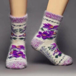 Siberia Spirit Winter Violets Crew Socks